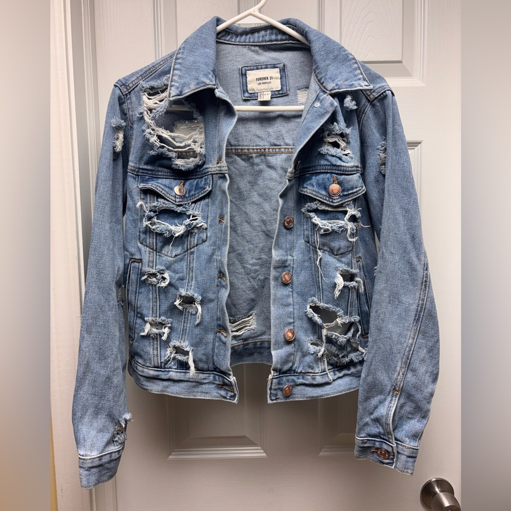 Forever 21 Women’s Distressed Denim Jacket- Small